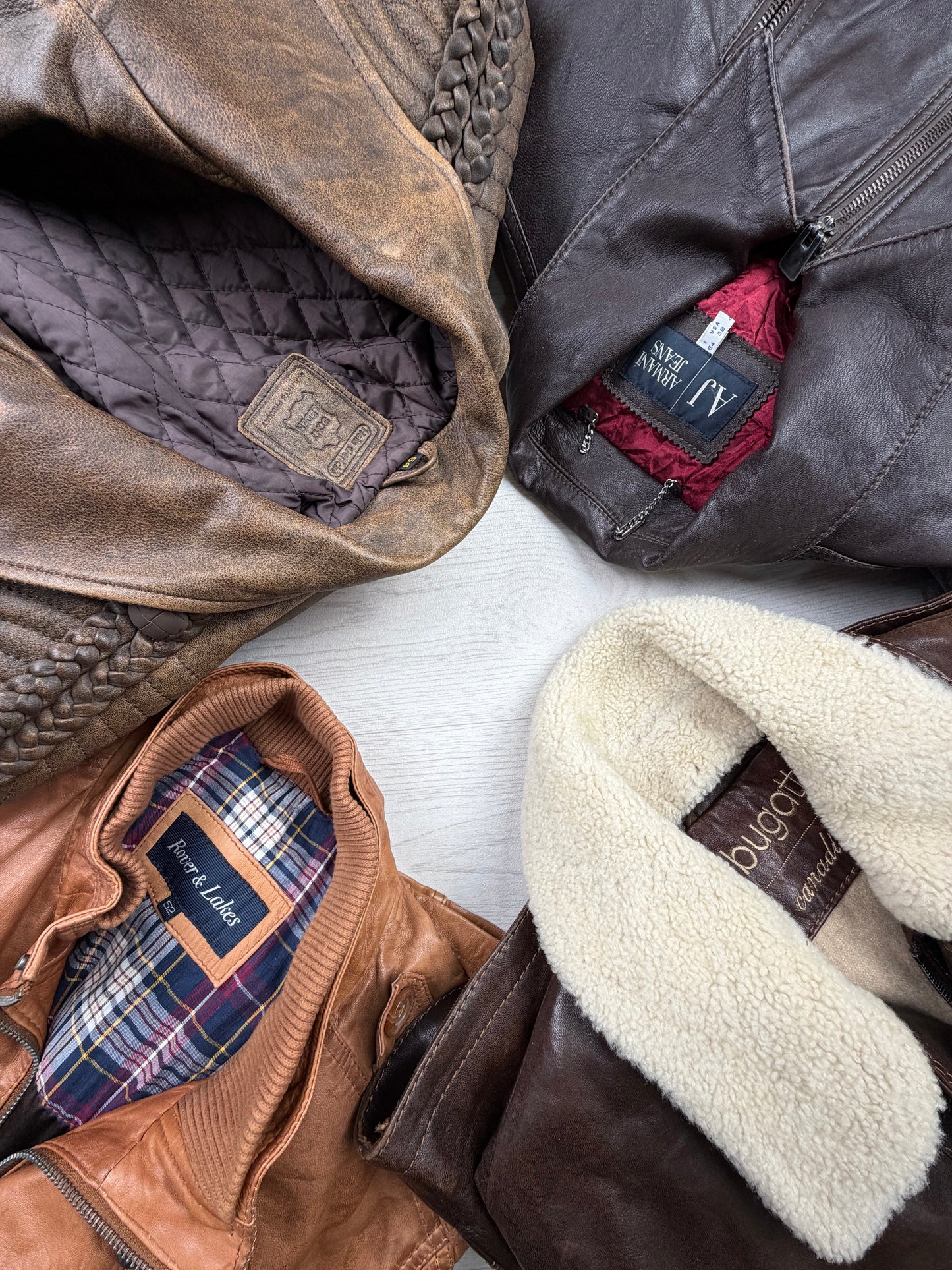 Veste en cuir et peau | 20 pièces